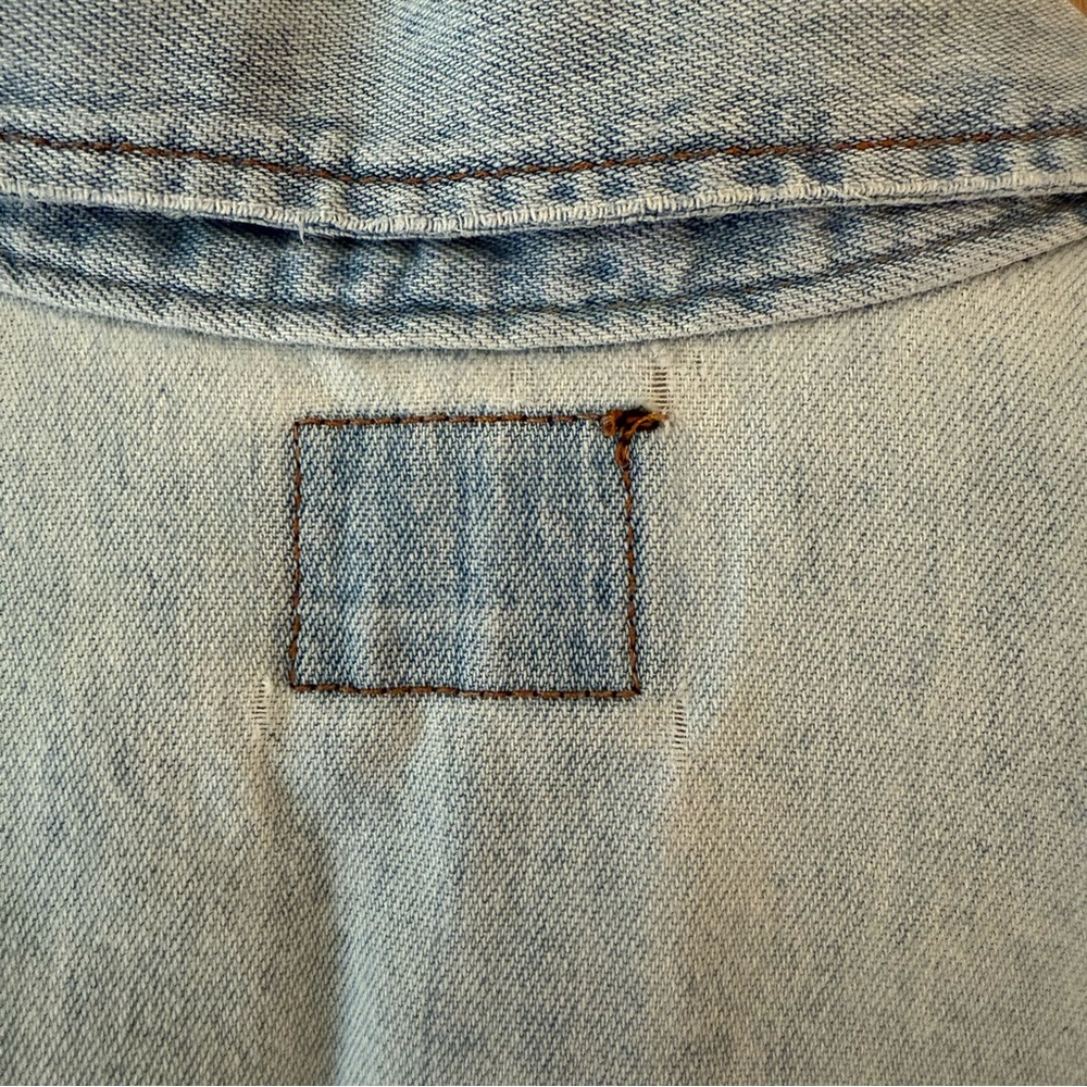 Vintage Manager denim shirt w/Embroidery - Picture 6 of 10